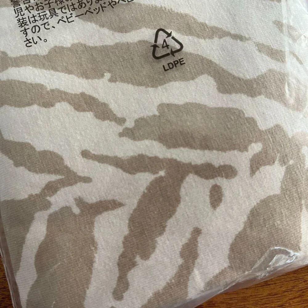 Gap organic animal print leggings M 8 NWT